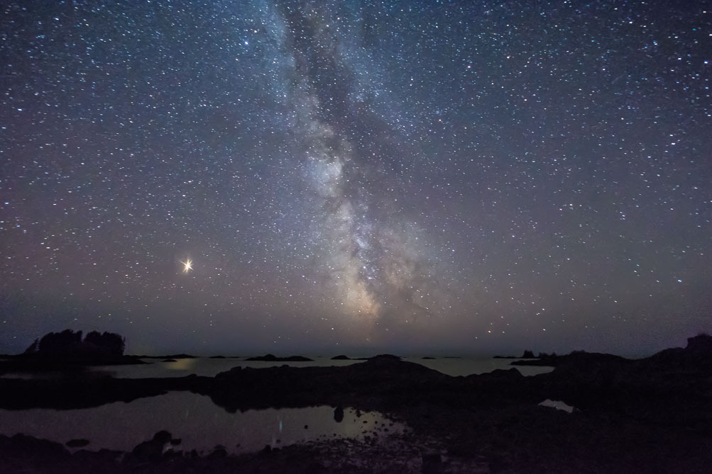 First look at the Milky Way and Mars from Barney Island